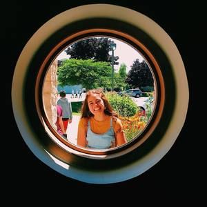 Meet your Posher, Chanelle